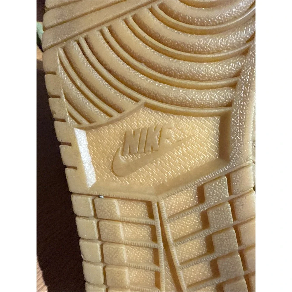 Air Jordan 1 Retro High OG Wheat 2017 555088-710 Mens Size 10 Suede Gum